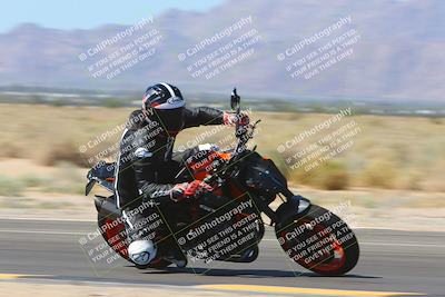media/Sep-25-2023-Moto Forza (Mon) [[81ffa65e0a]]/B-C Group/Session 3 (Turn 16 Inside)/
